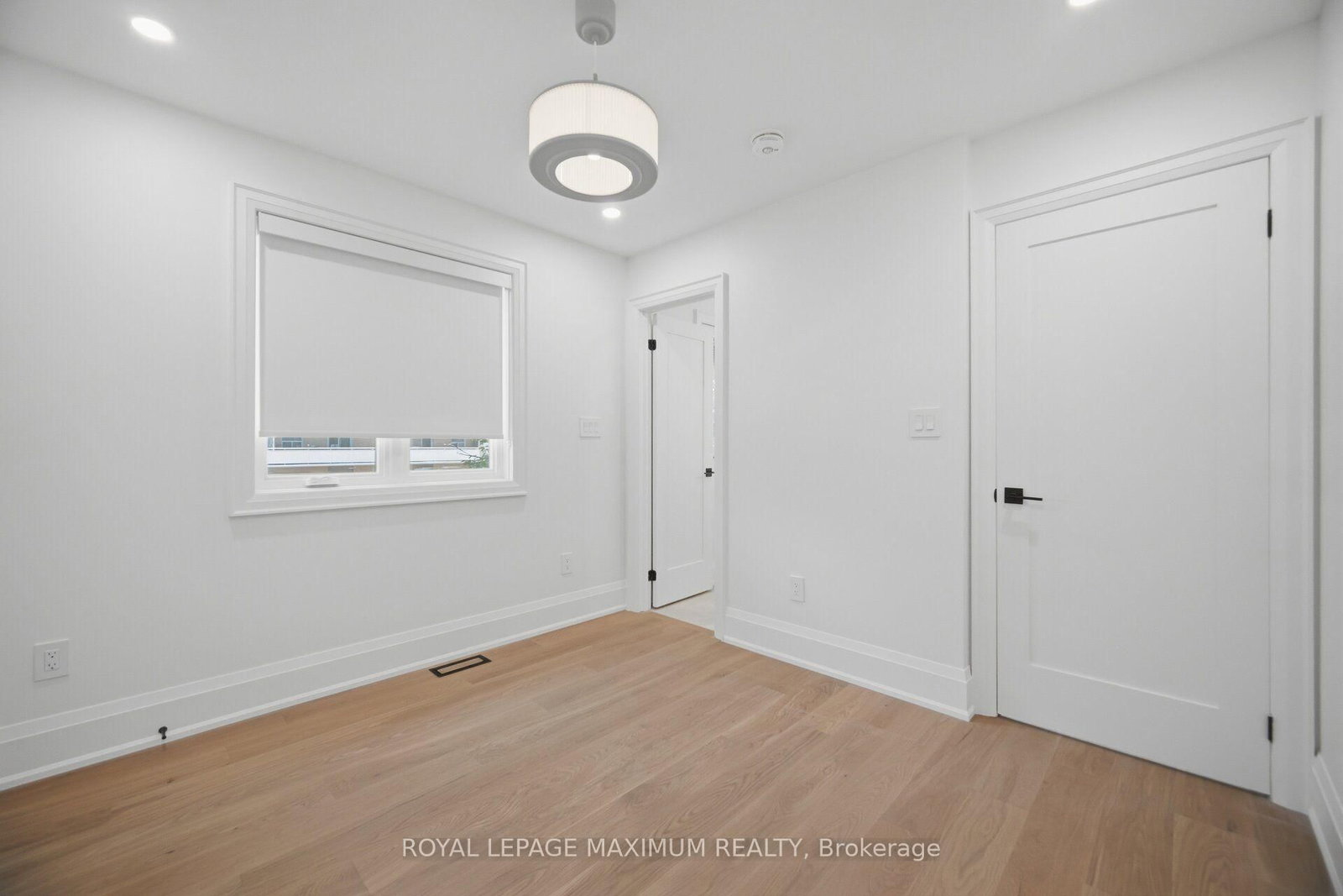 11 Park Boulevard • Toronto, ON photo 33