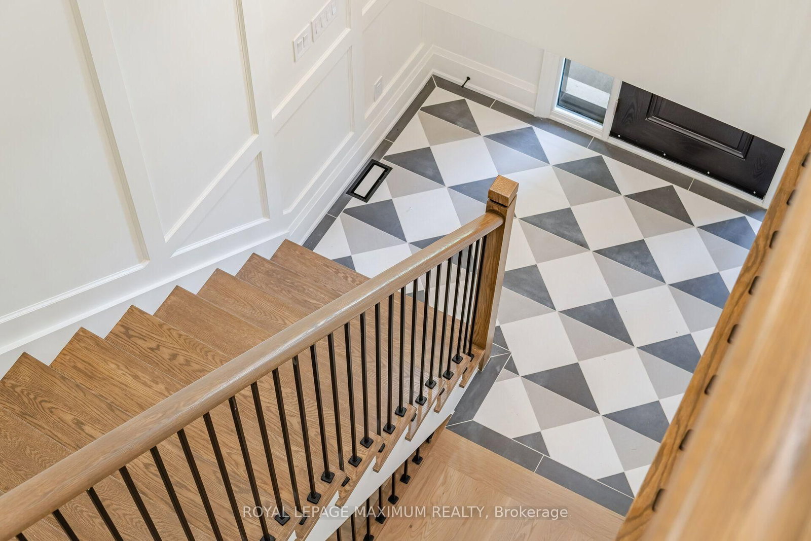 11 Park Boulevard • Toronto, ON photo 4