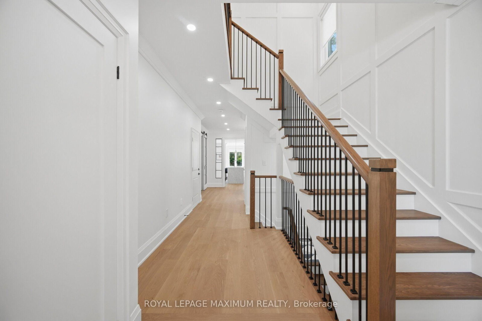 11 Park Boulevard • Toronto, ON photo 6