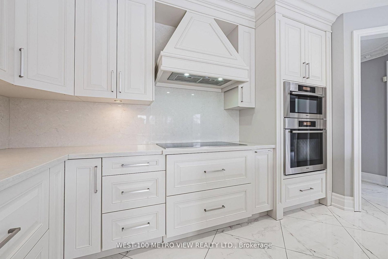 589 Glen Park Avenue • Toronto, ON photo 11