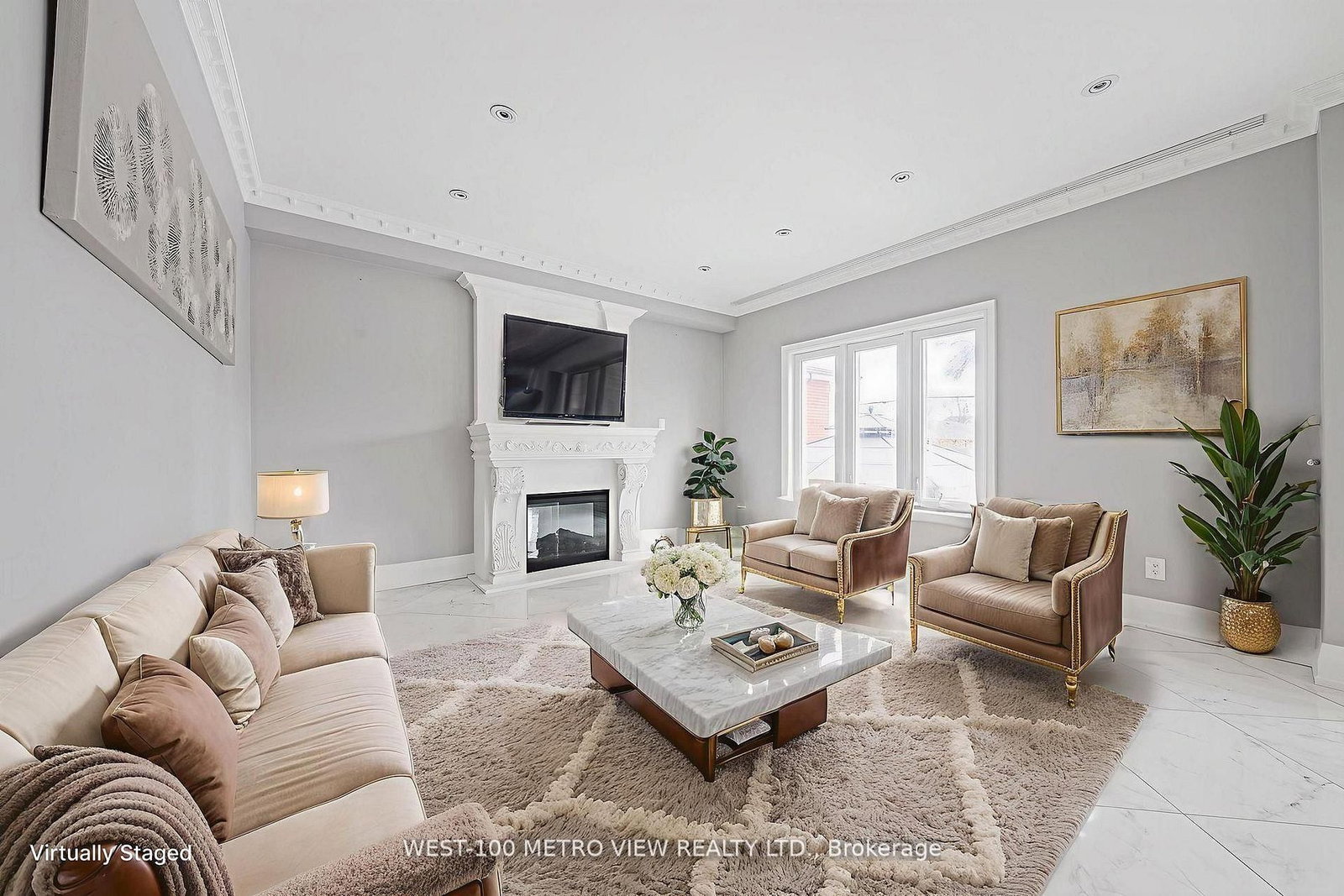 589 Glen Park Avenue • Toronto, ON photo 3