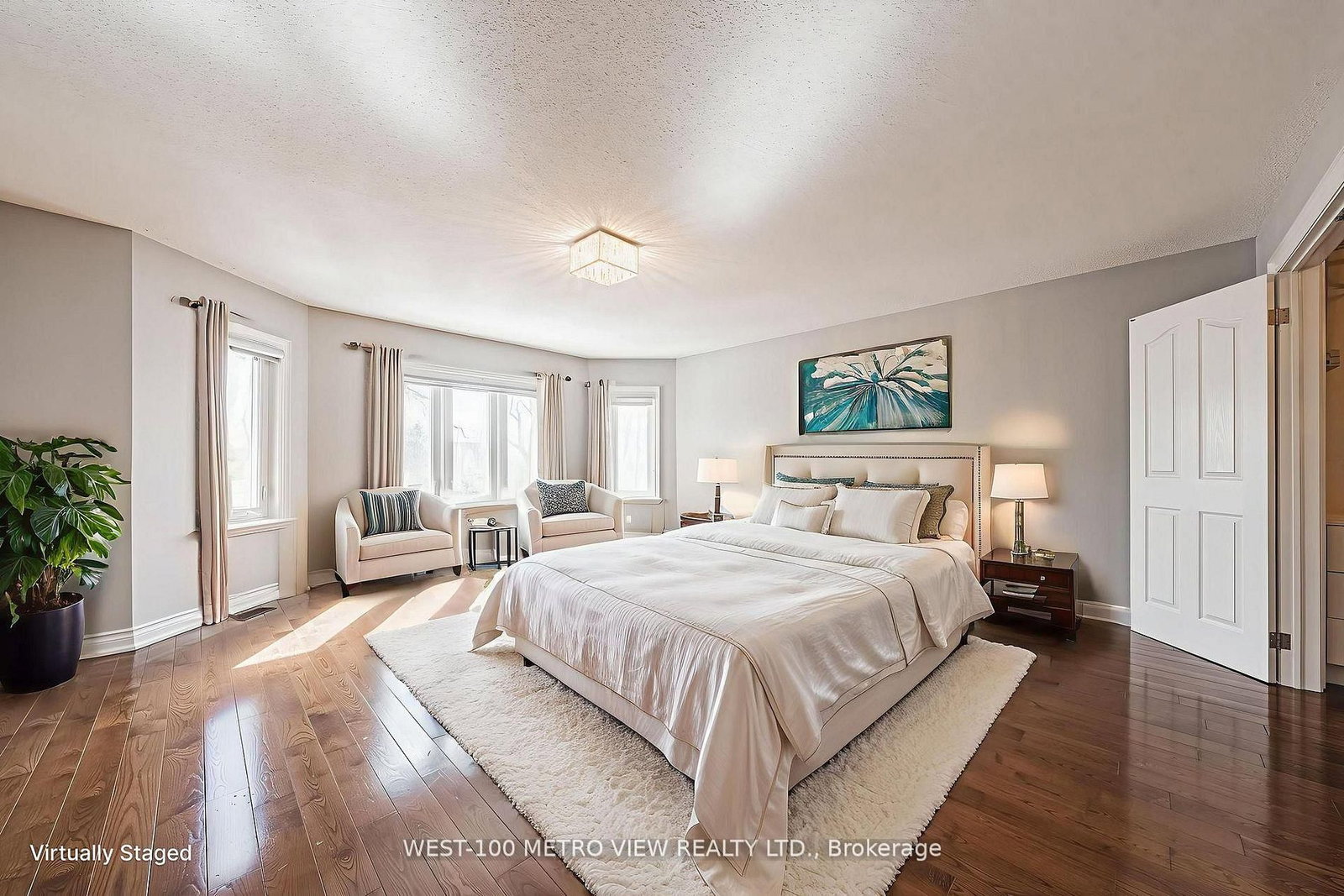 589 Glen Park Avenue • Toronto, ON photo 4