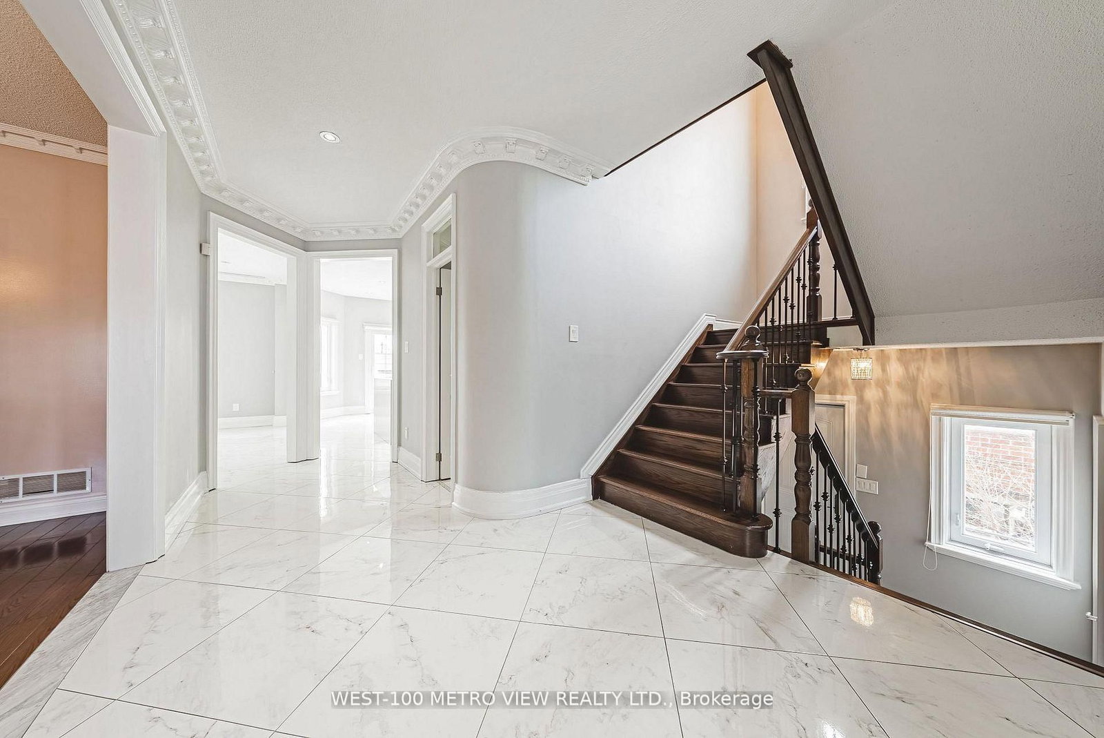 589 Glen Park Avenue • Toronto, ON photo 8