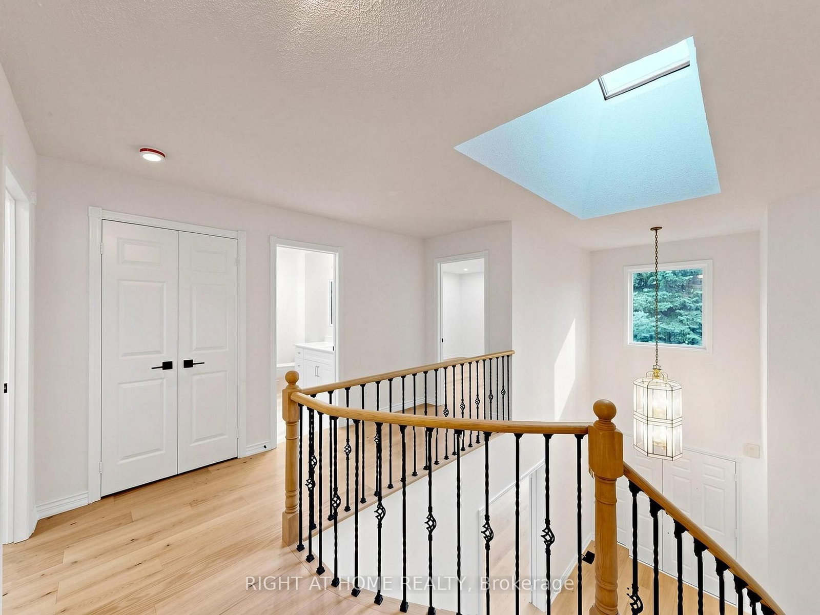 2920 Kingsway Drive • Oakville, ON photo 28