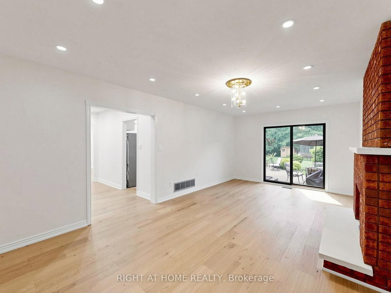 2920 Kingsway Oakville,ON L6J 6R2 — Photo 9