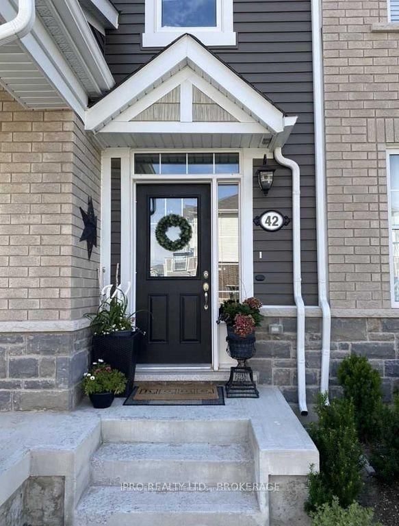 1222 Rose Way • #42 • Milton, ON photo 2