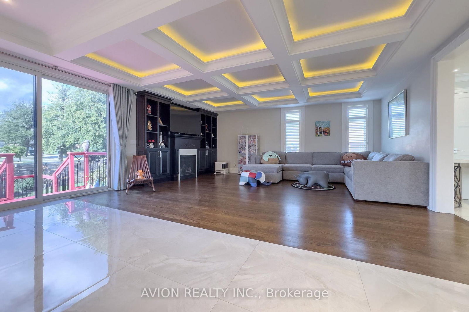 220 Falstaff Avenue • Toronto, ON photo 11