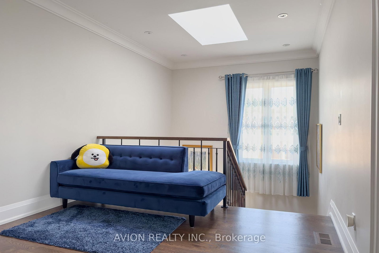 220 Falstaff Avenue • Toronto, ON photo 15