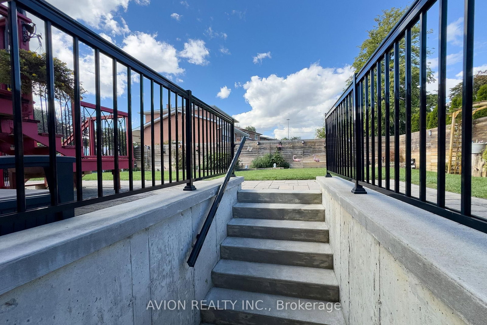 220 Falstaff Avenue • Toronto, ON photo 34
