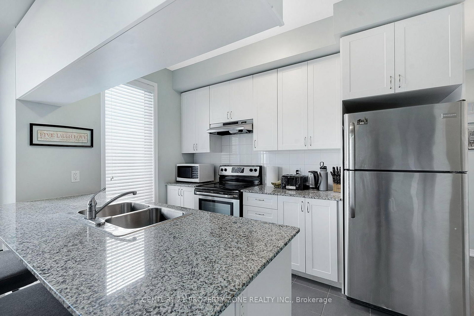54 Sky Harbour Drive • #412 • Brampton, ON photo 13
