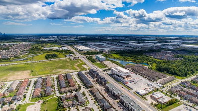 54 Sky Harbour Drive • #412 • Brampton, ON photo 3