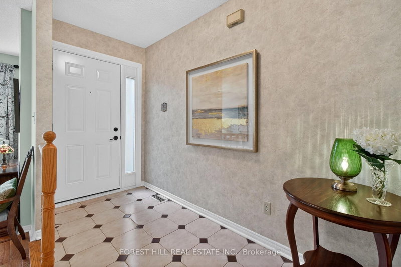 30 - 4635 Regents Terrace