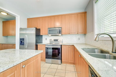2290 Woodmont Oakville,ON L6M 5A1 — Photo 16