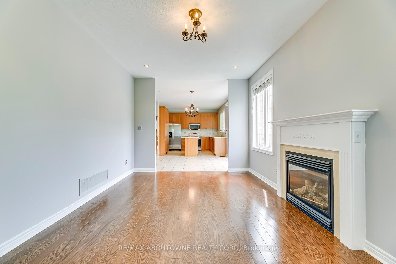 2290 Woodmont Oakville,ON L6M 5A1 — Photo 22