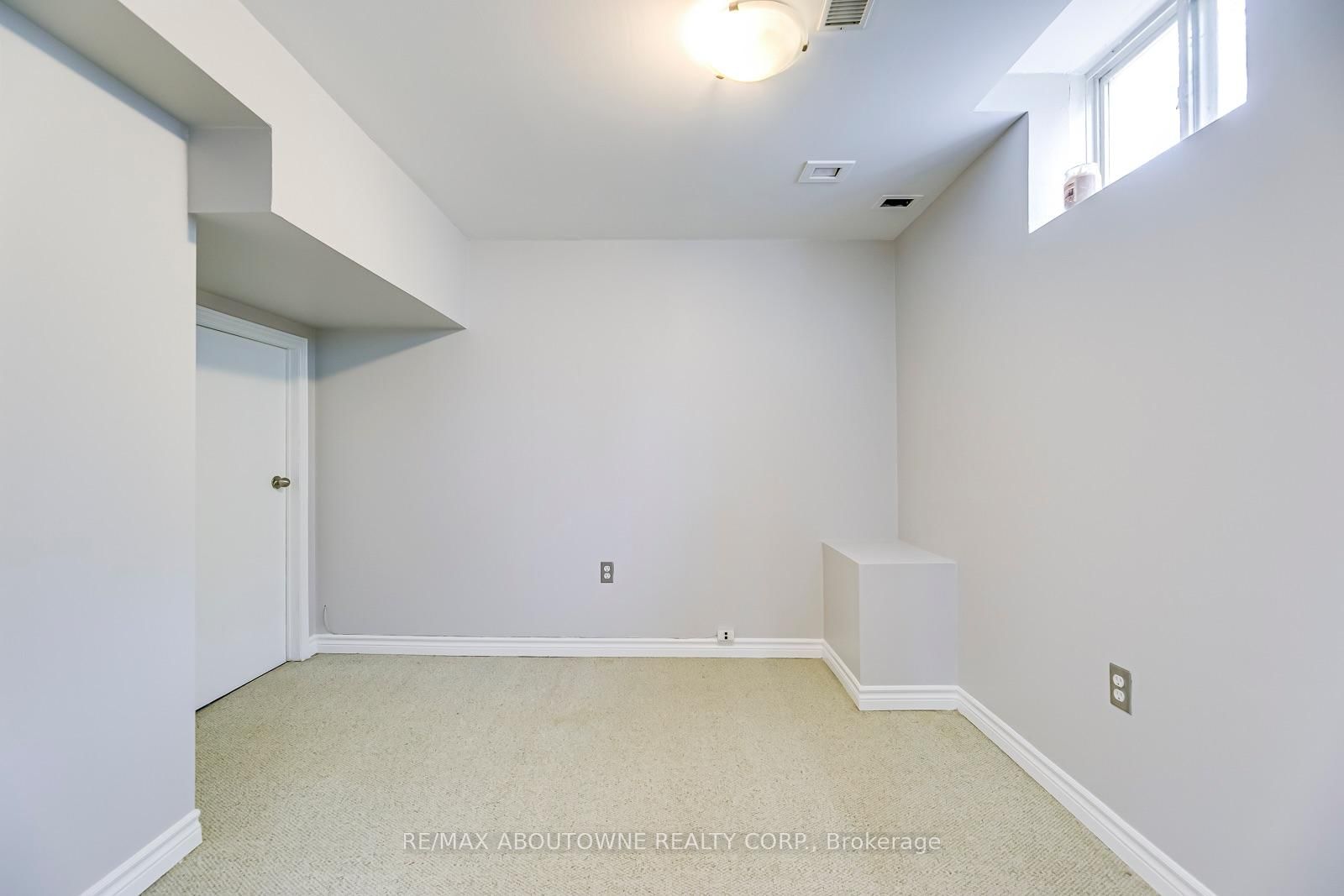 2290 Woodmont Oakville,ON L6M 5A1 — Photo 42