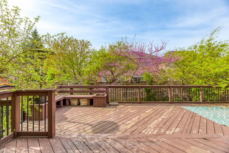 2290 Woodmont Oakville,ON L6M 5A1 — Photo 44