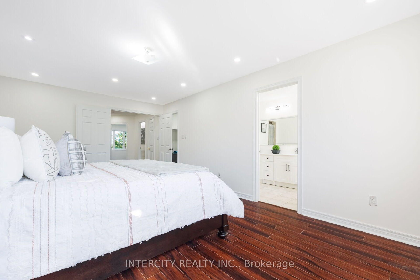 50 Royal Vista Road • Brampton, ON photo 27