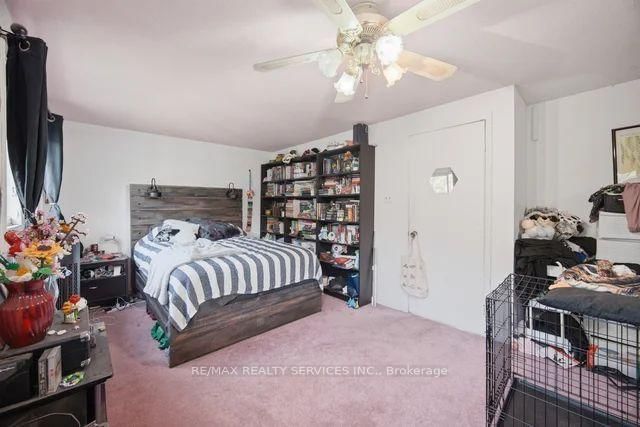 26 Fanshawe Drive • Brampton, ON photo 12