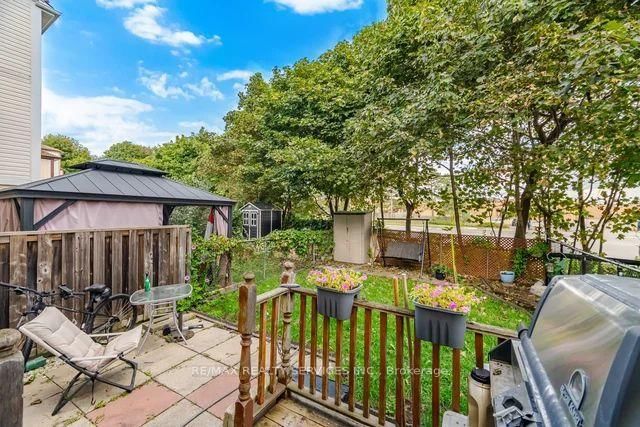 26 Fanshawe Drive • Brampton, ON photo 17