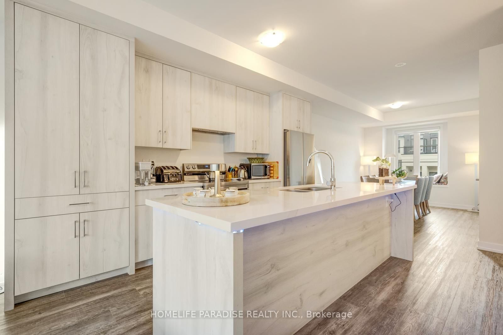 1356 Kaniv Street • Oakville, ON photo 15