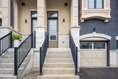 1356 Kaniv Street • Oakville, ON photo 2