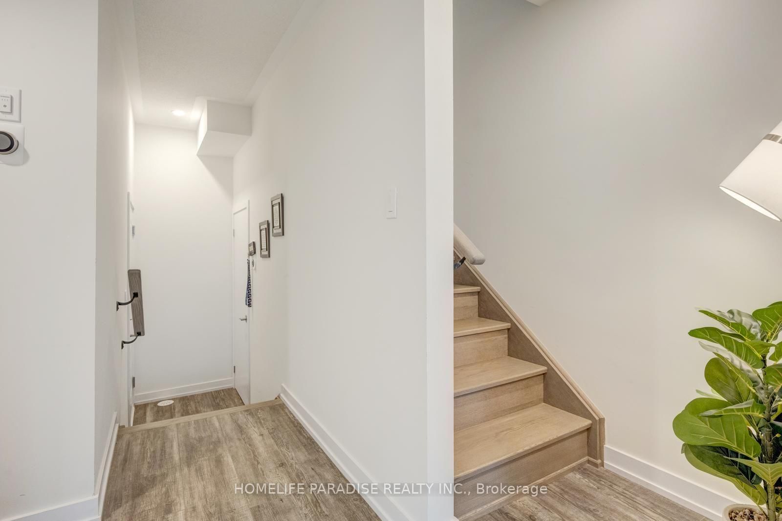 1356 Kaniv Street • Oakville, ON photo 35