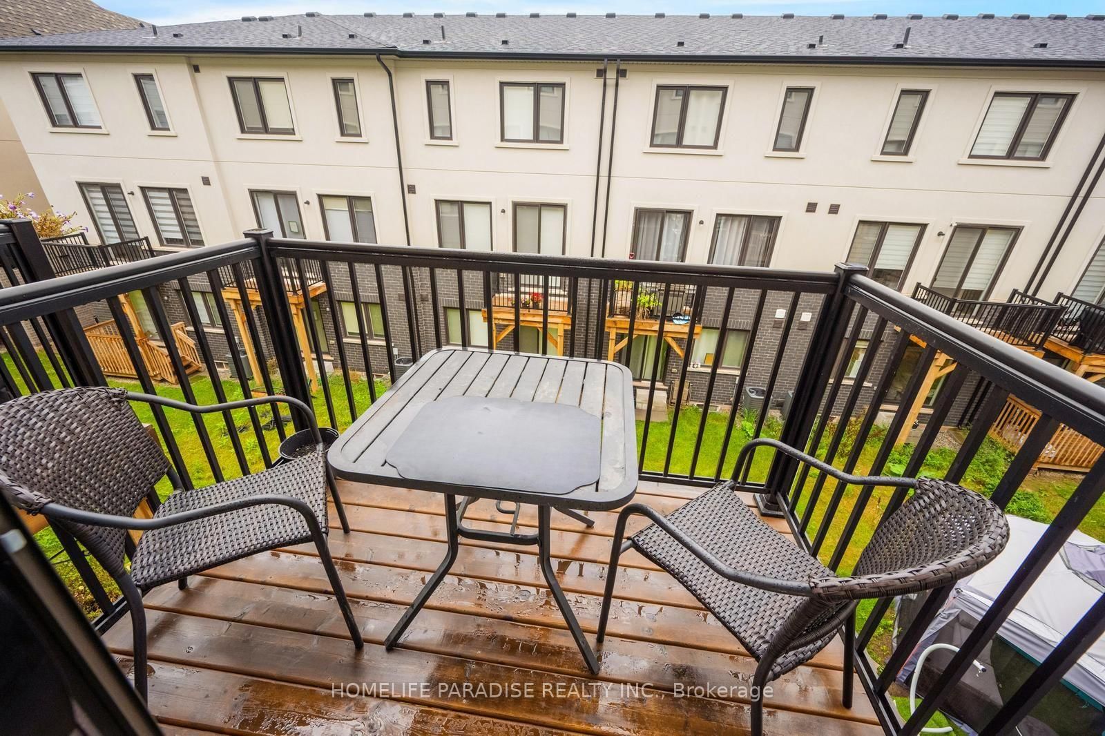 1356 Kaniv Street • Oakville, ON photo 38