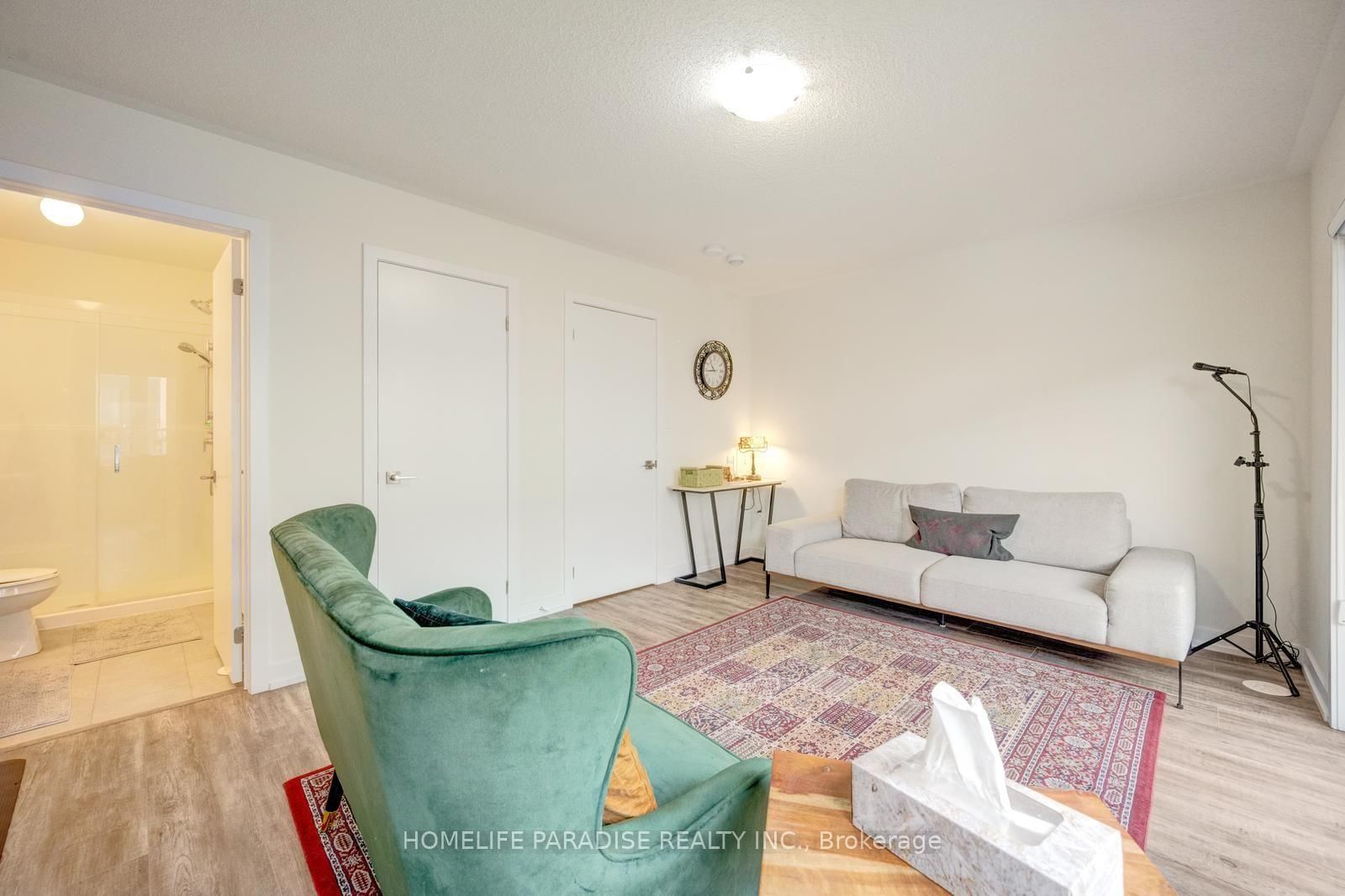 1356 Kaniv Street • Oakville, ON photo 40
