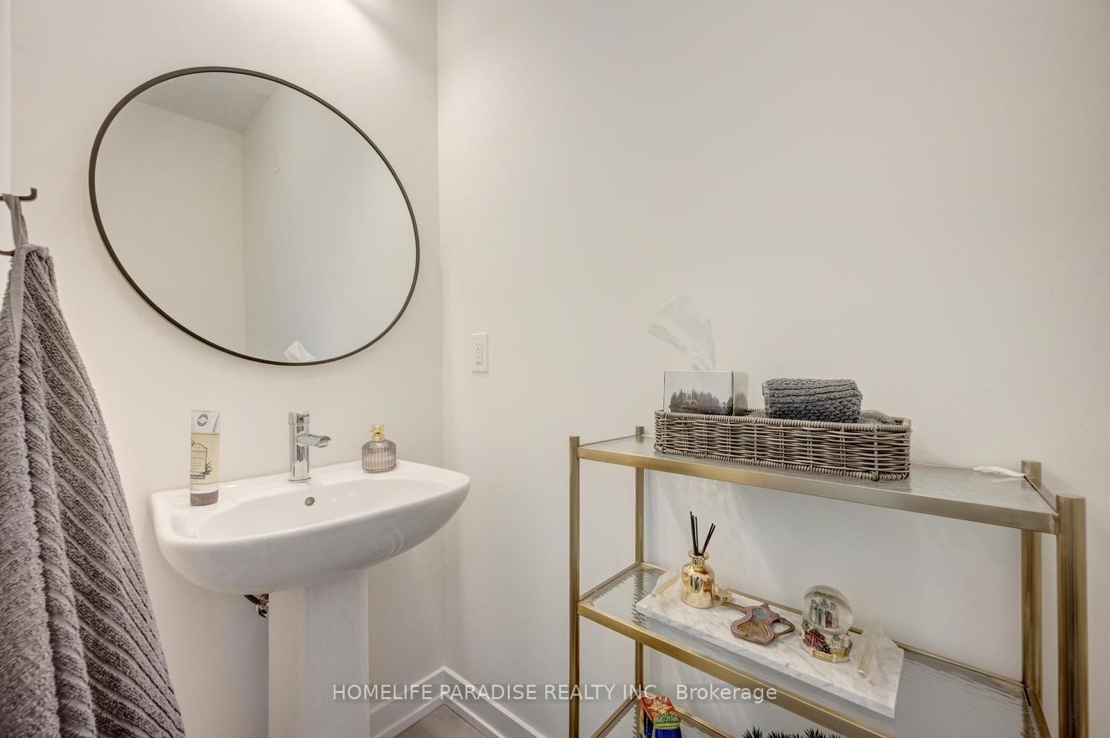 1356 Kaniv Street • Oakville, ON photo 44