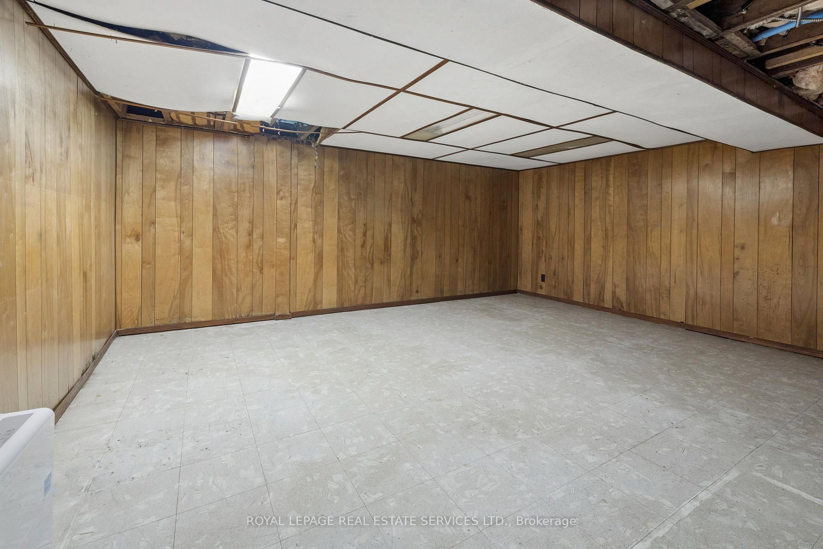 87 Riverview Gardens • Toronto, ON photo 16