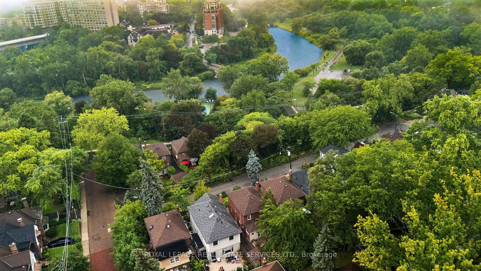 87 Riverview Gardens • Toronto, ON photo 19