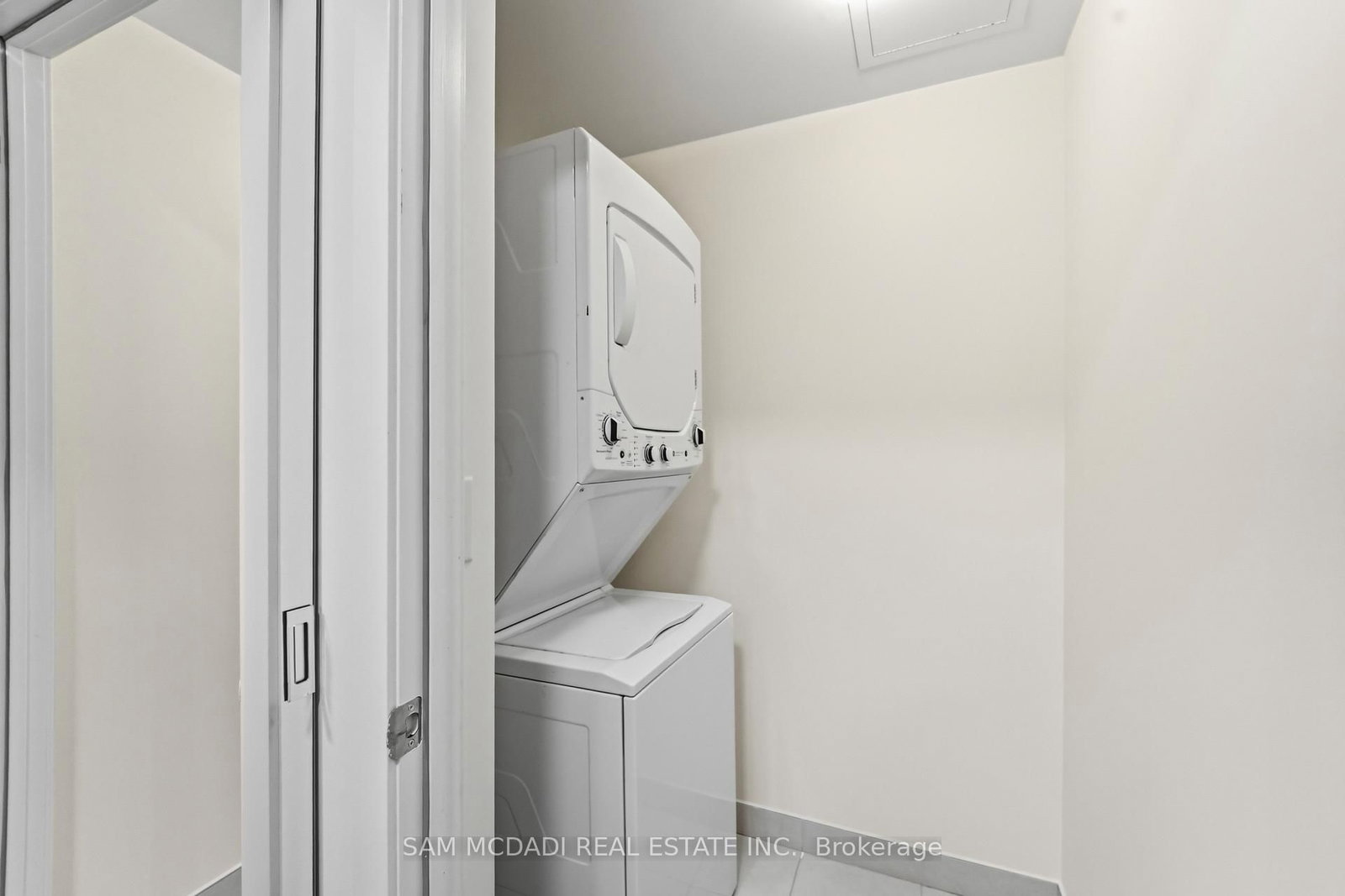 1830 Bloor Street W • #817 • Toronto, ON photo 20