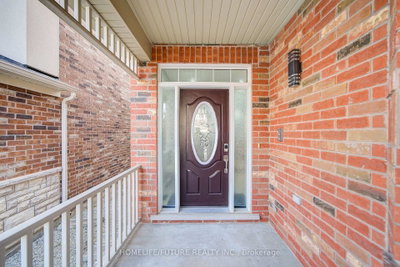 342 Laundon Terrace • Milton, ON photo 2
