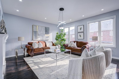 342 Laundon Terrace • Milton, ON photo 8