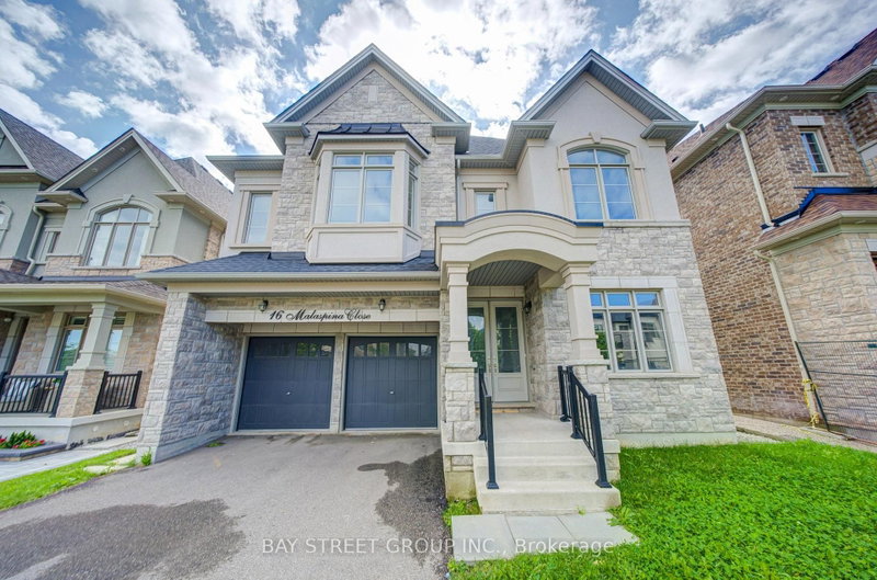 16 Malaspina Close