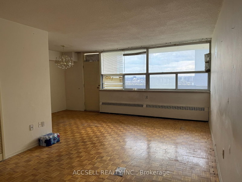 1703 - 1455 Lawrence Avenue W