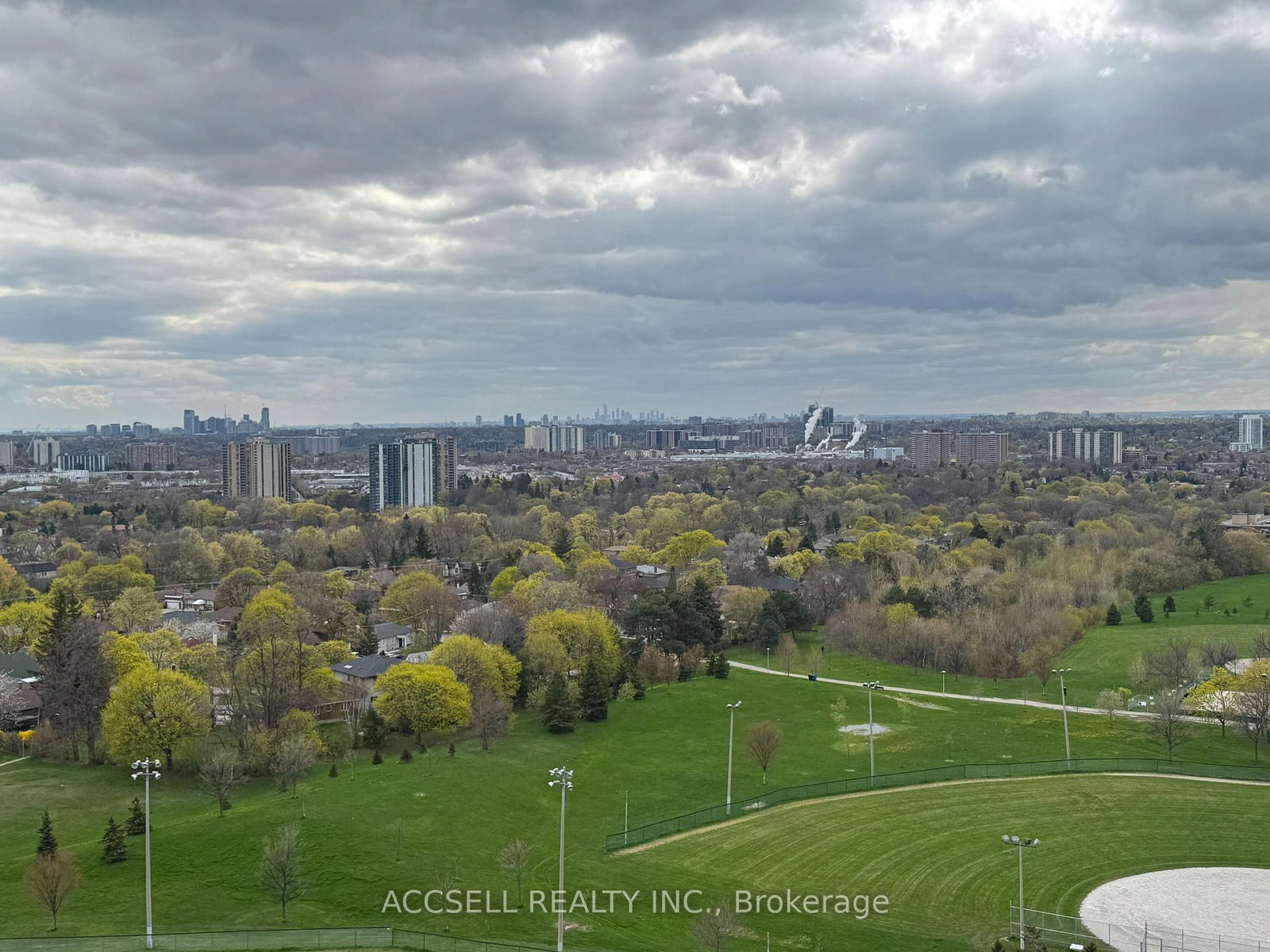 1455 Lawrence Avenue W • #1703 • Toronto, ON photo 8