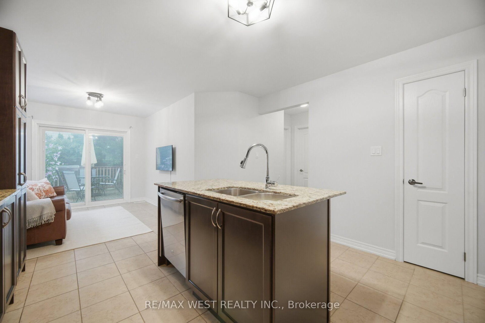 12 Muzzo Drive • Brampton, ON photo 15