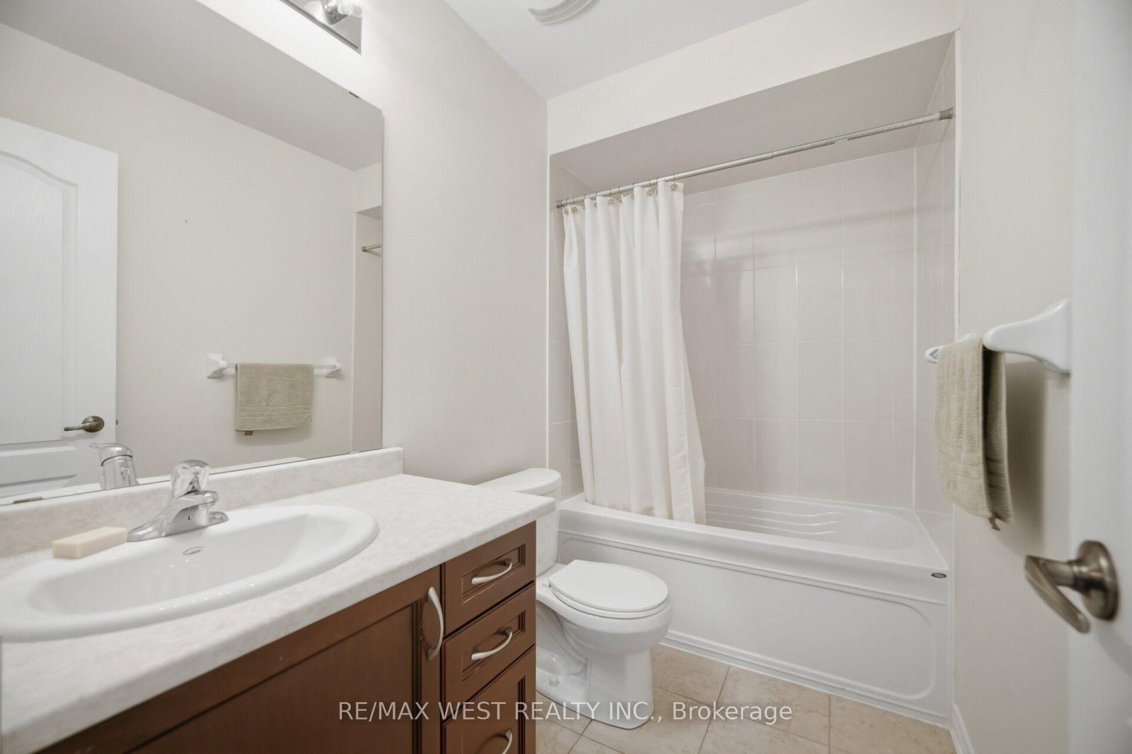 12 Muzzo Drive • Brampton, ON photo 27