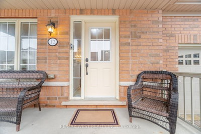 12 Muzzo Drive • Brampton, ON photo 4