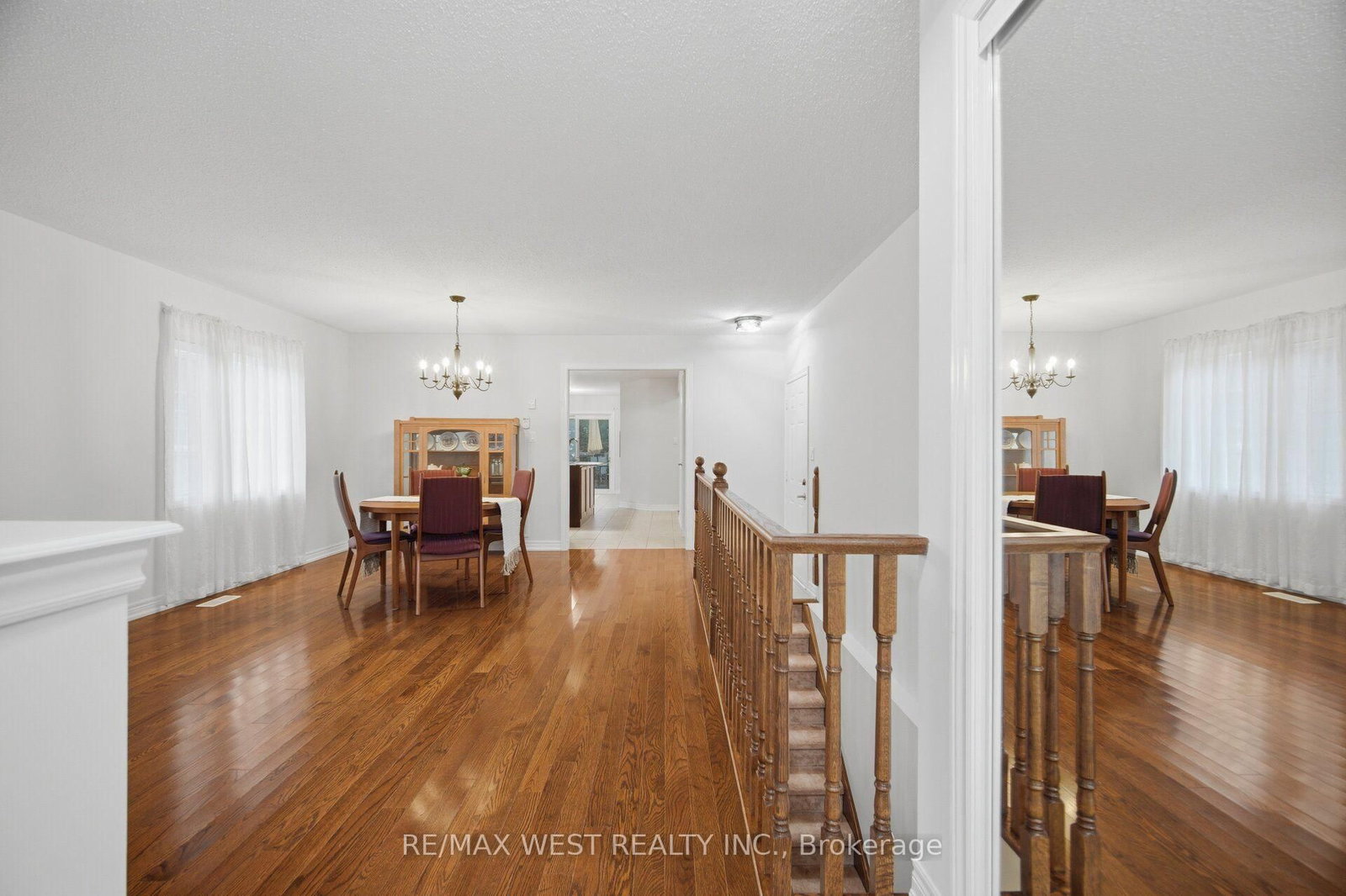 12 Muzzo Drive • Brampton, ON photo 6