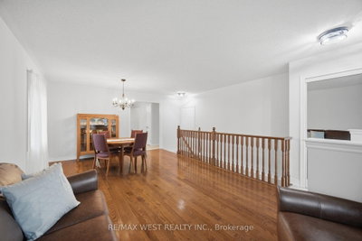 12 Muzzo Drive • Brampton, ON photo 9