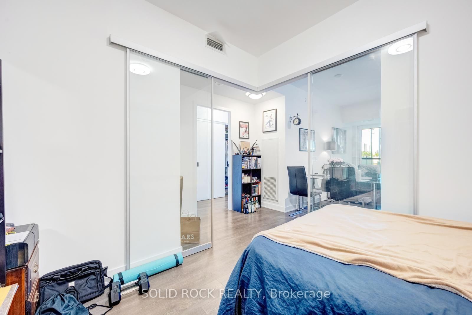 36 Zorra Street • #211 • Toronto, ON photo 9