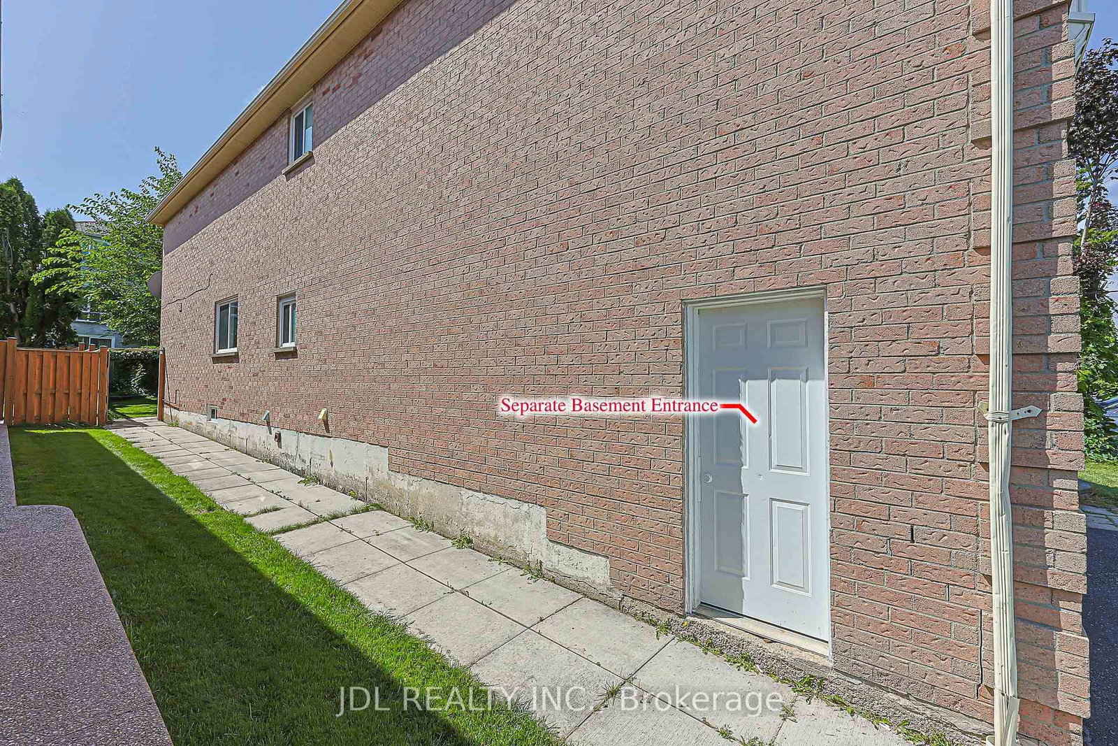 676 Ceremonial Drive • Mississauga, ON photo 37
