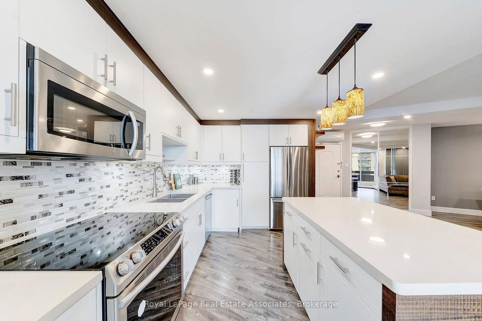 335 Mill Road • #1406 • Toronto, ON photo 3