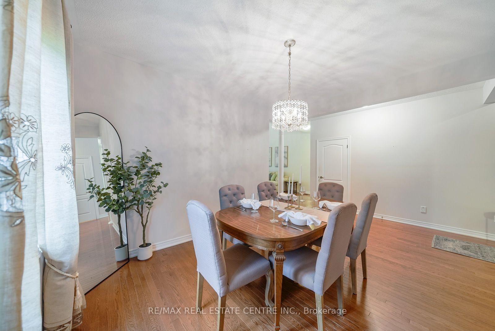 18 Seedhouse Road • Brampton, ON photo 12