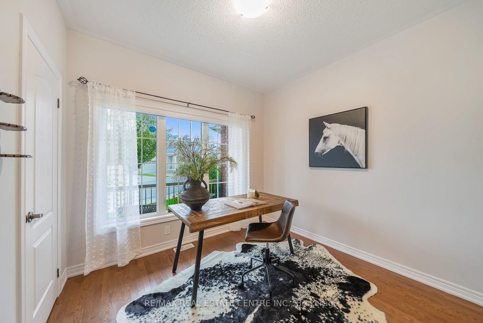18 Seedhouse Road • Brampton, ON photo 8