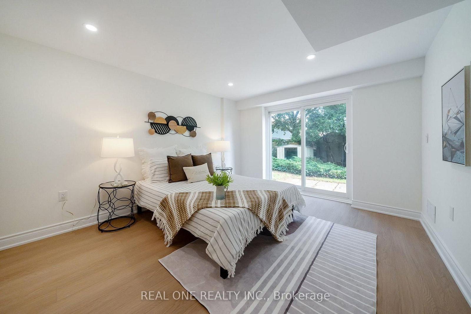 3148 Bentworth Drive • Burlington, ON photo 29