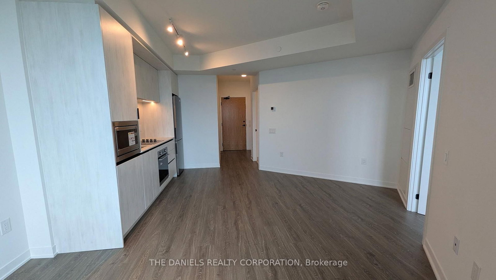 2495 Eglinton Mississauga,ON L5M 2V8 — Photo 6