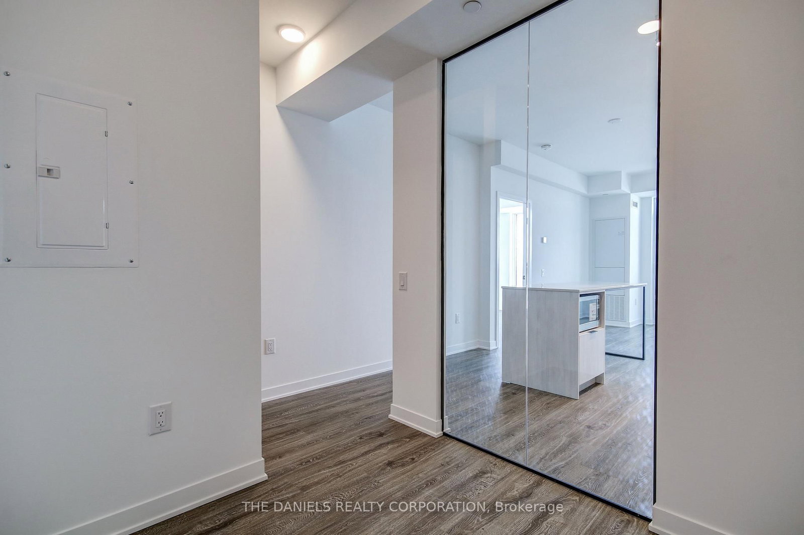 1807-2495 Eglinton Ave, Mississauga, view 3